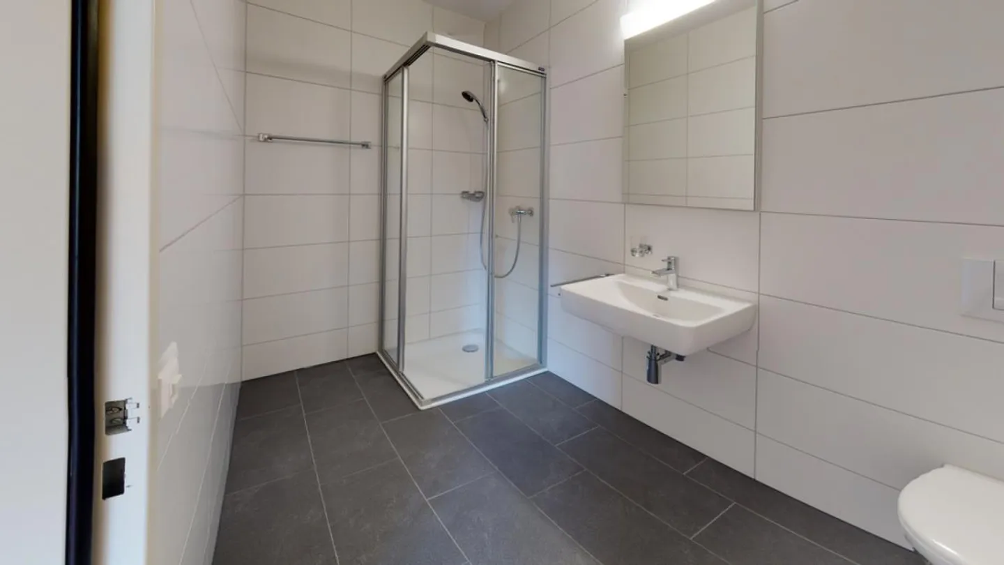 Appartamento attraente di 3,5 locali con terrazza di 37m2 - Foto 9 di 10