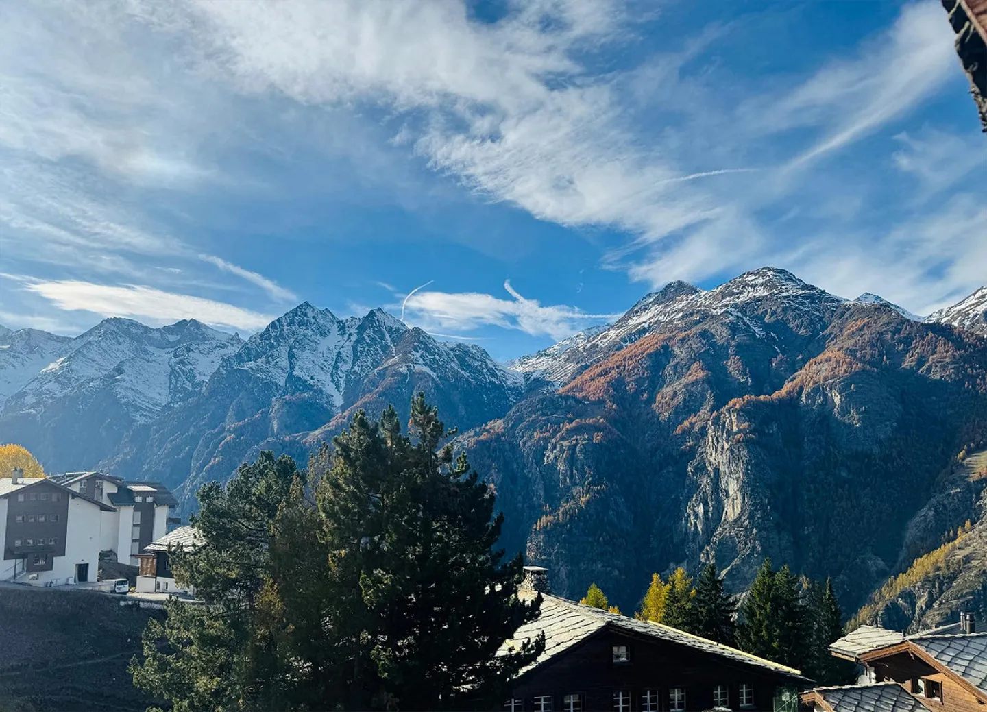 Appartement en terrasse ensoleillée dans le style chalet avec panorama sur les montagnes - Photo 13 sur 13