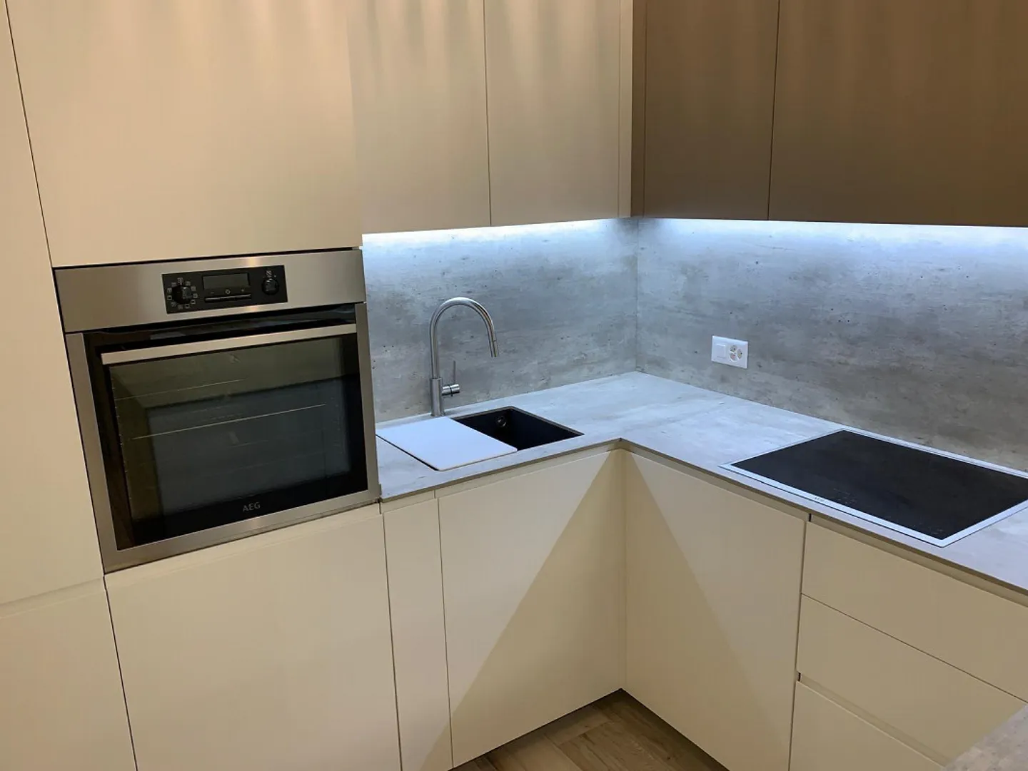 NUOVO E MODERNO APPARTAMENTO DI 3,5 LOCALI CON PICCOLO GIARDINO A SORENGO - Foto 3 di 12