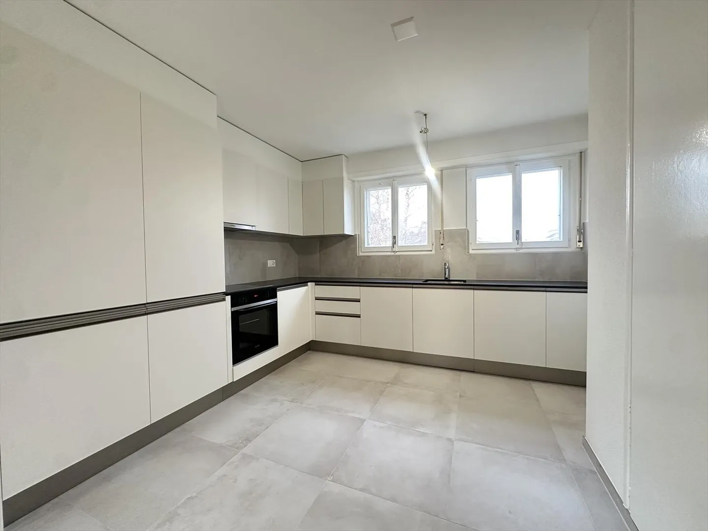 Wohnung mieten - Foto 3 von 6