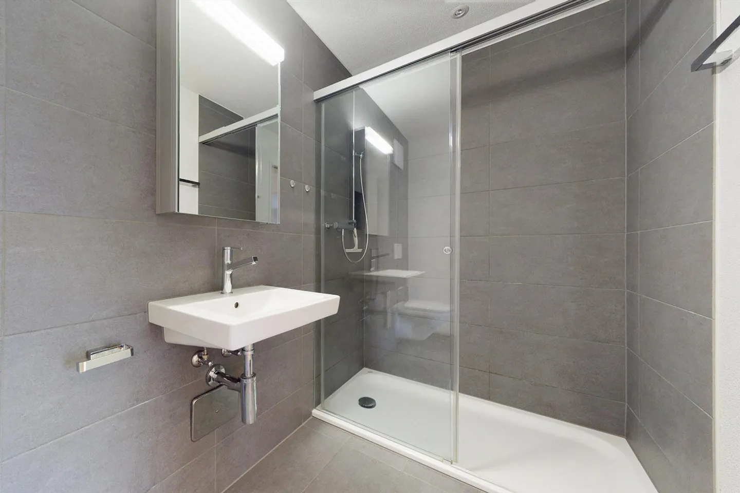 Modern apartment with west balcony for relaxation! - Photo 6 of 12