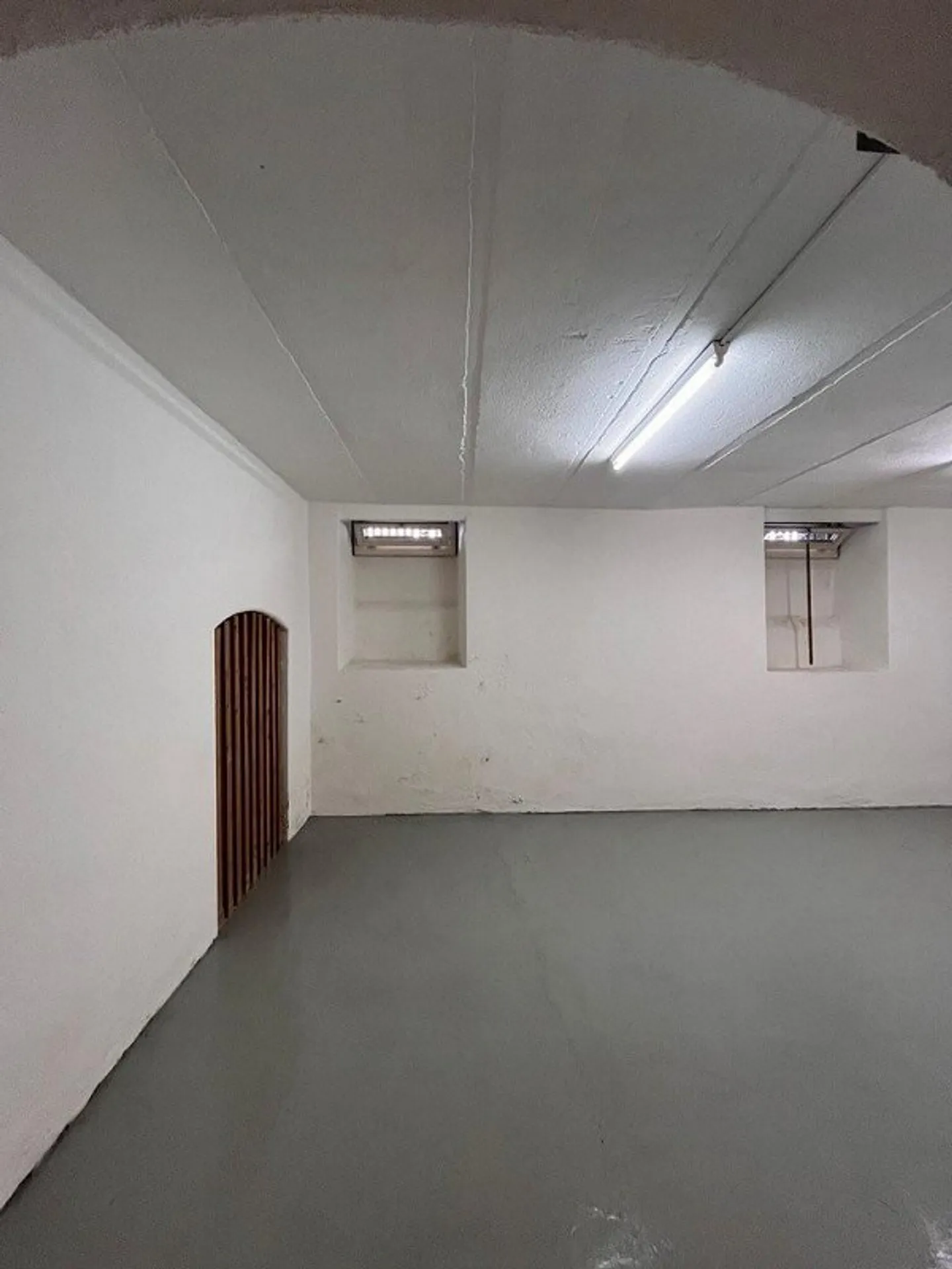 Espace de stockage spacieux - Photo 3 sur 4