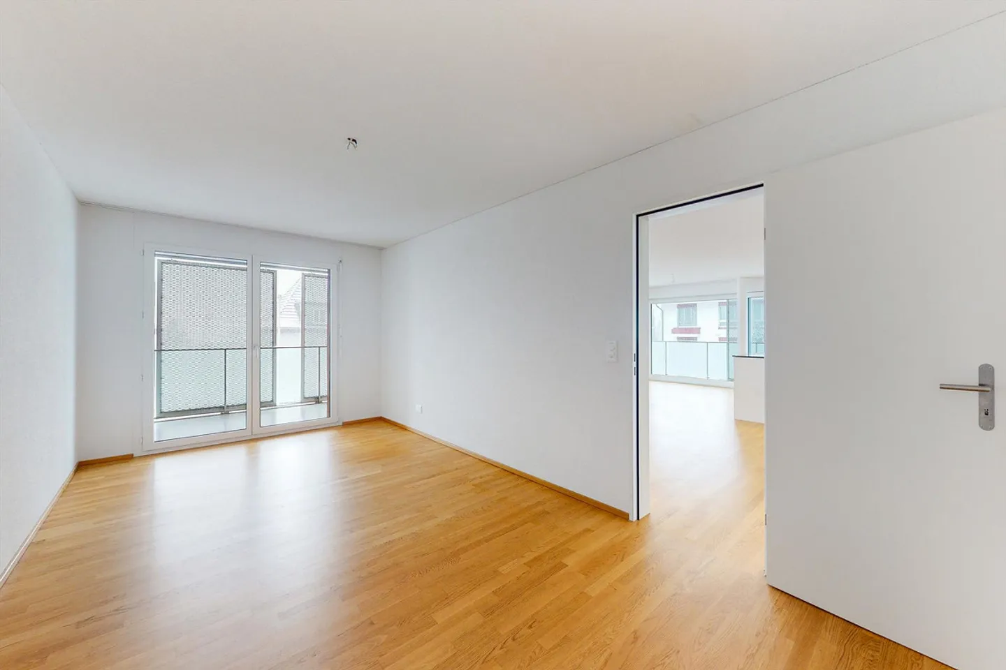 Modern apartment with west balcony for relaxation! - Photo 9 of 12