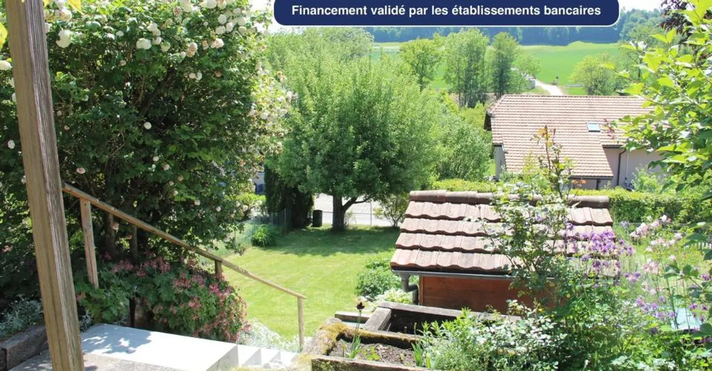 Bright semi-detached house with veranda and garden - located in a cul-de-sac - Photo 3 of 10