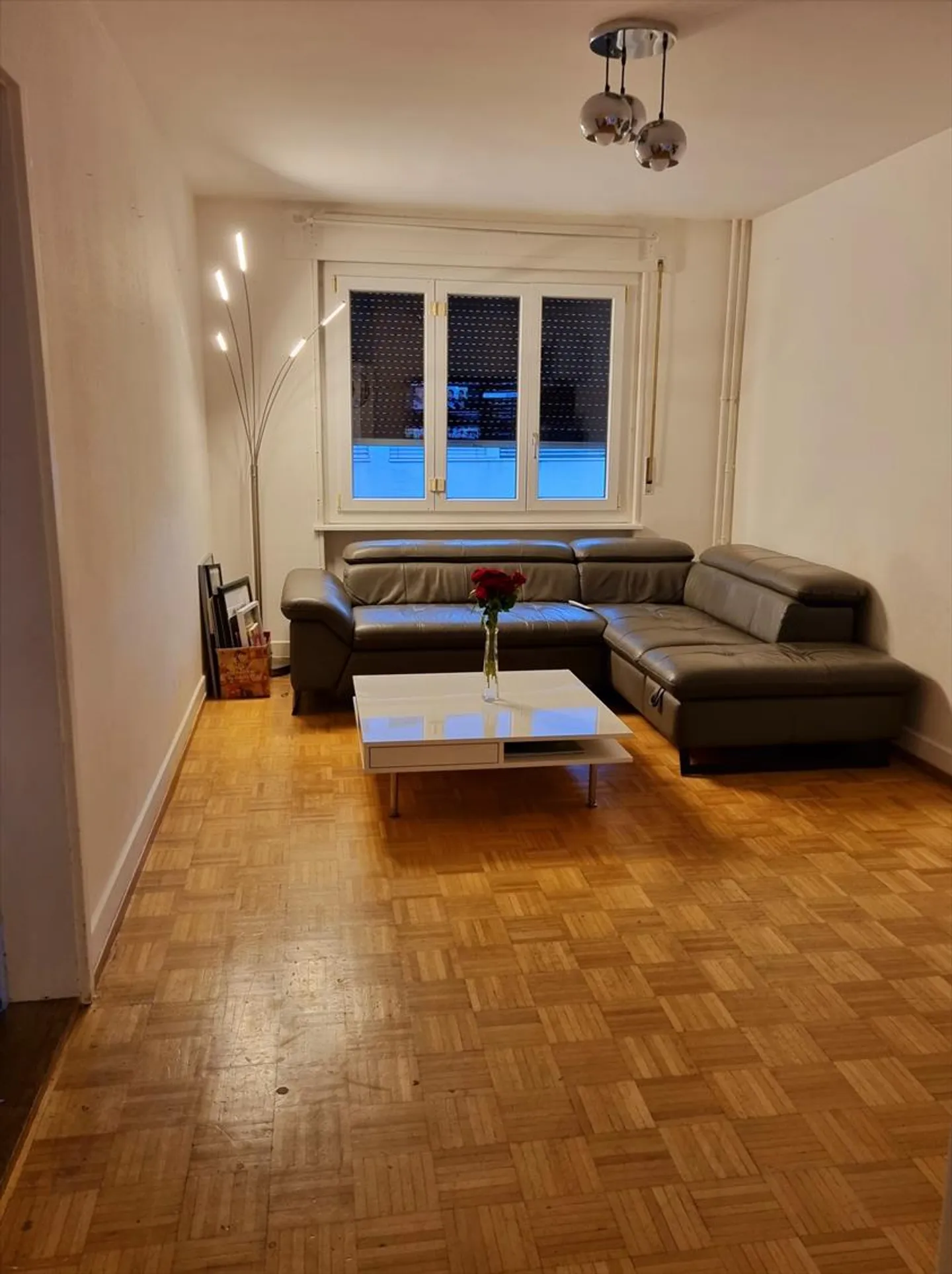 Appartement rénové de 3.5 pièces - Photo 2 sur 4