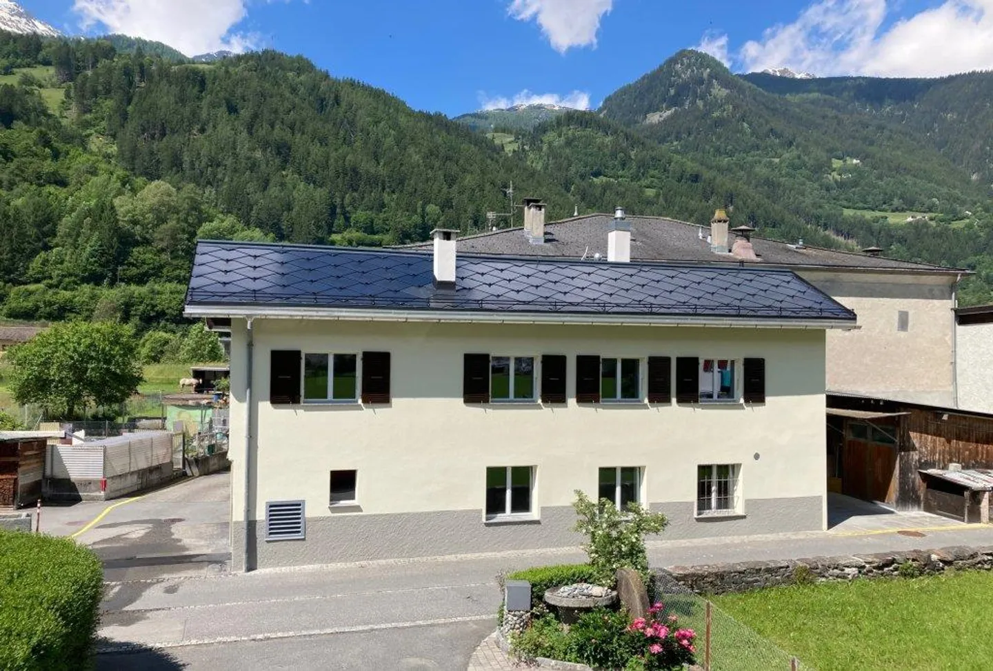 (Holiday) House with Apartment, Completely Renovated - Photo 1 of 17