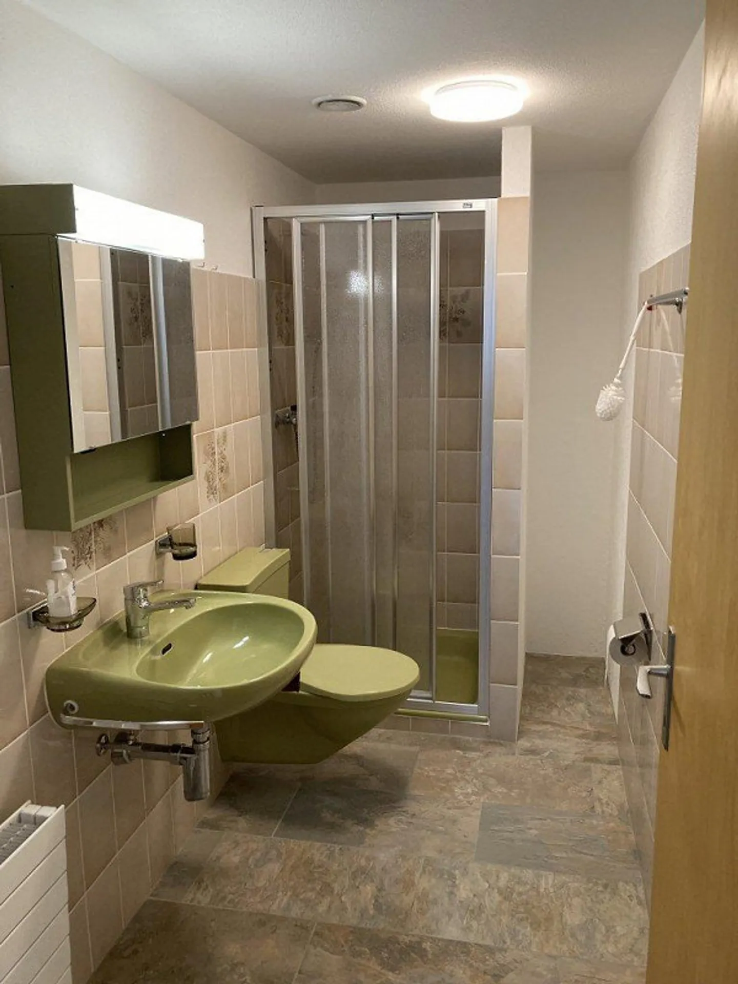 (Holiday) House with Apartment, Completely Renovated - Photo 8 of 17