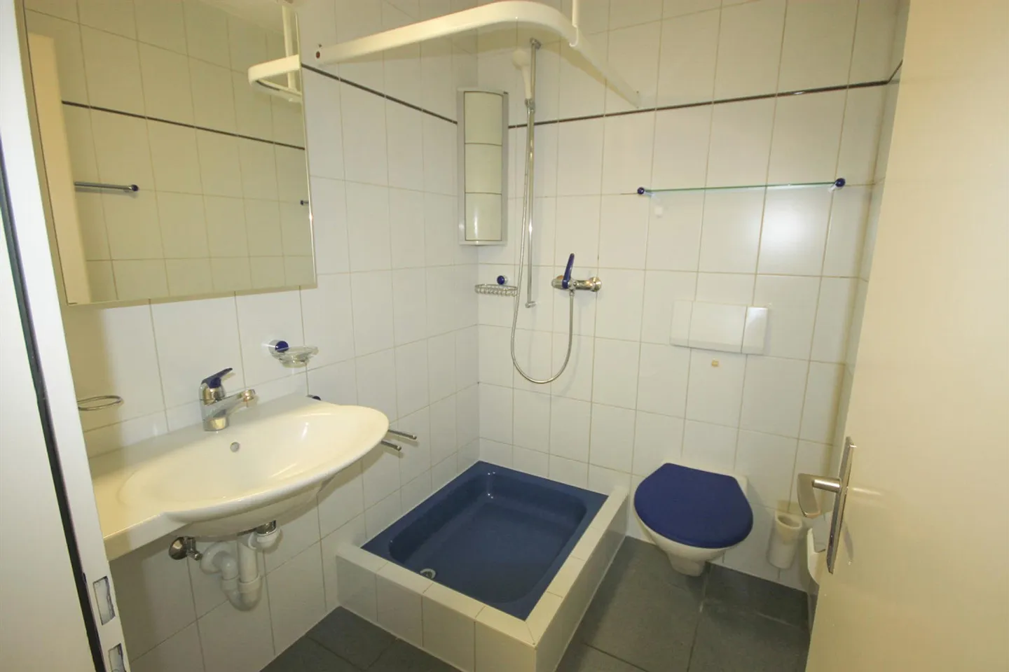 5.5-Room Terraced Single-Family House in a Quiet Location in Roggwil BE - Photo 15 of 15