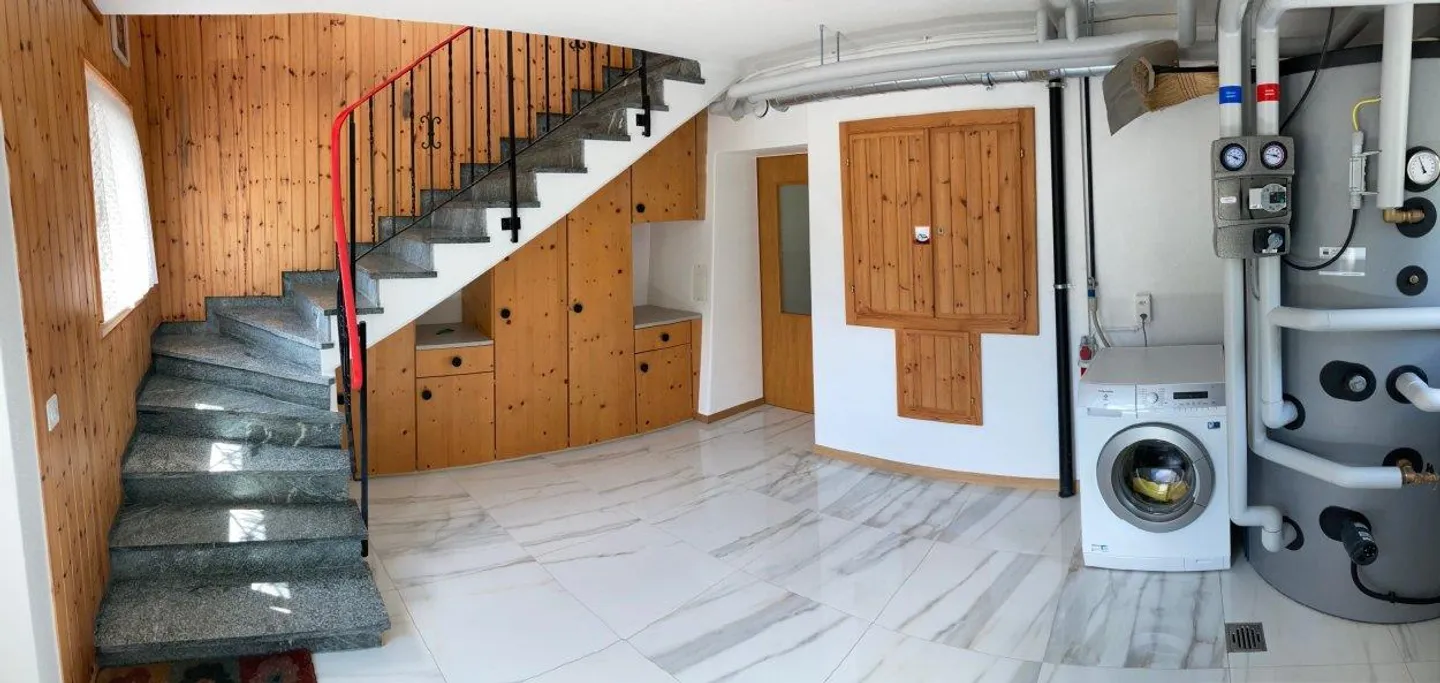 (Holiday) House with Apartment, Completely Renovated - Photo 4 of 17