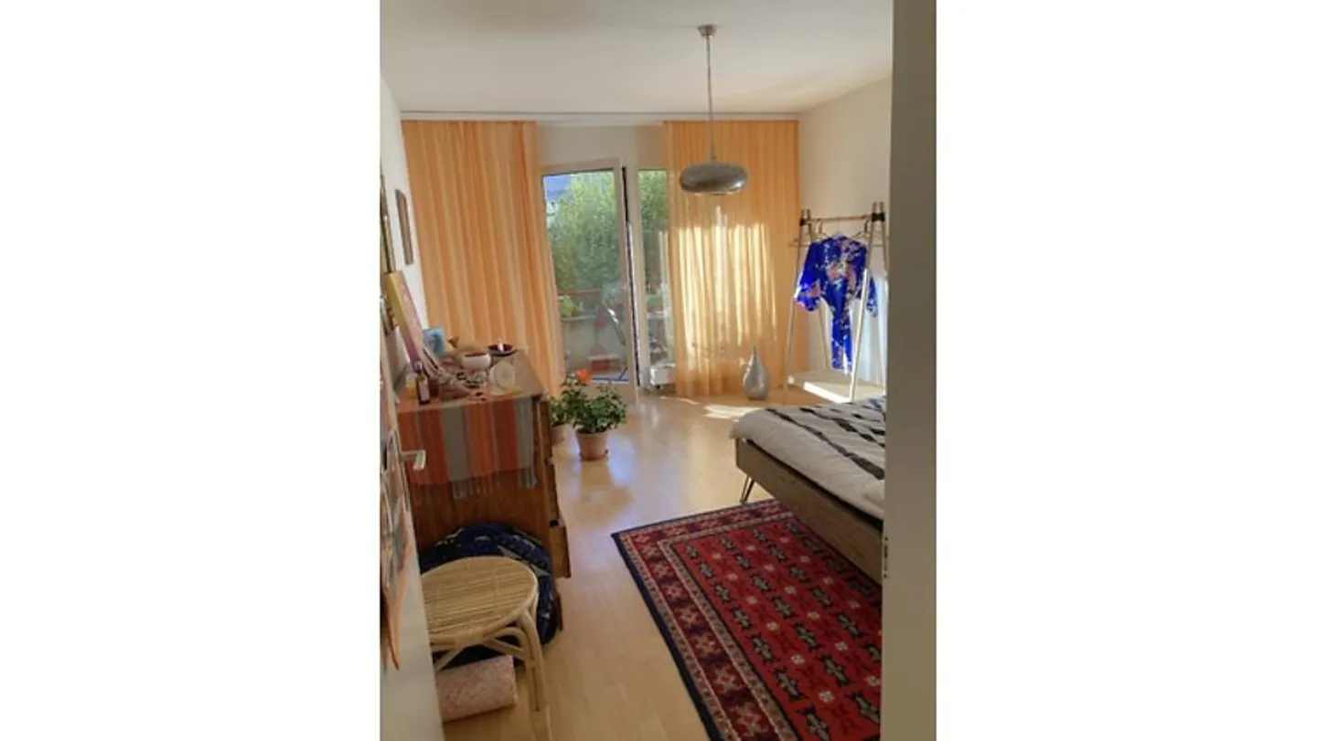 APPARTAMENTO DI 3 LOCALI A BERNA - BREITENRAIN, ARREDATO, TEMPORANEO - Foto 5 di 8