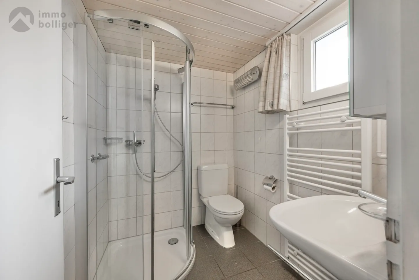 "Two in One - One in Two" Living, Renting or Combining - Photo 5 of 16