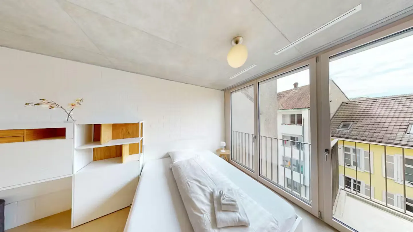 Apartment for rent - Photo 4 of 10