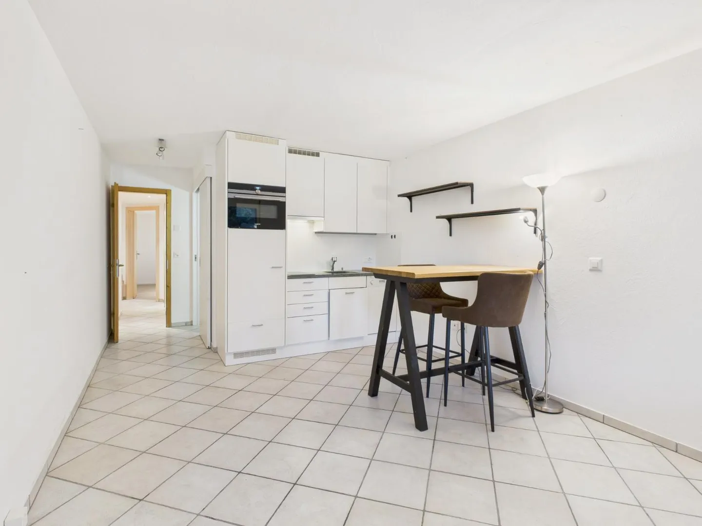 Vivre avec vue – charmant appartement secondaire de 2,5 pièces avec grand... - Photo 2 sur 13