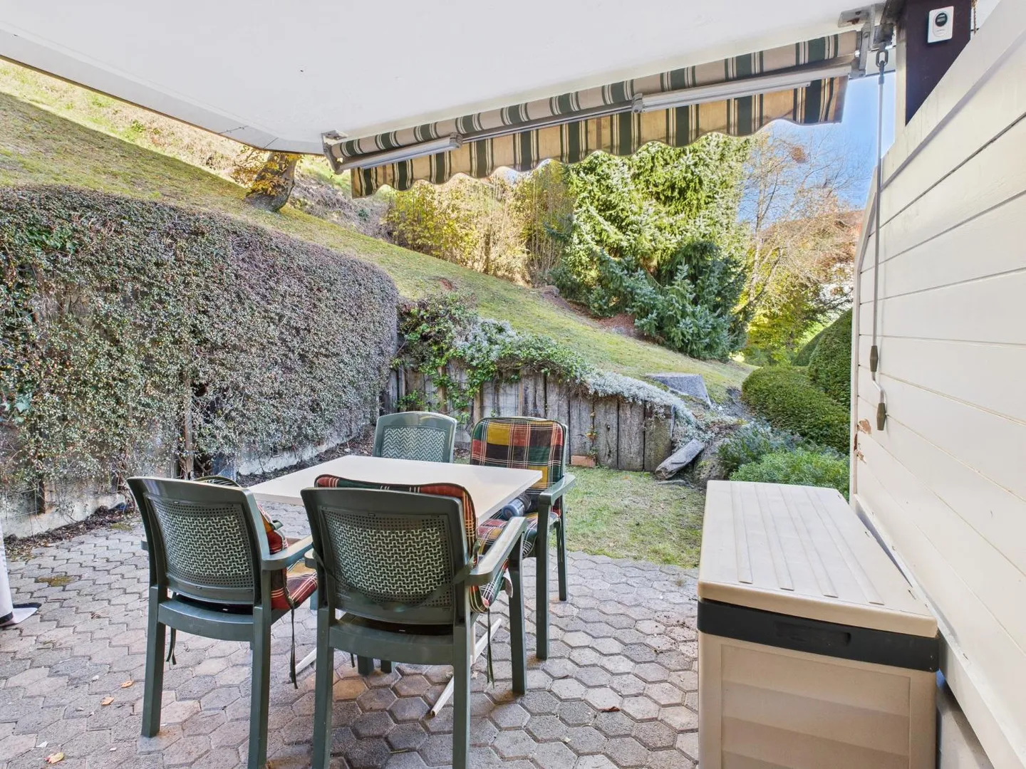 Vivre avec vue – charmant appartement secondaire de 2,5 pièces avec grand... - Photo 10 sur 13