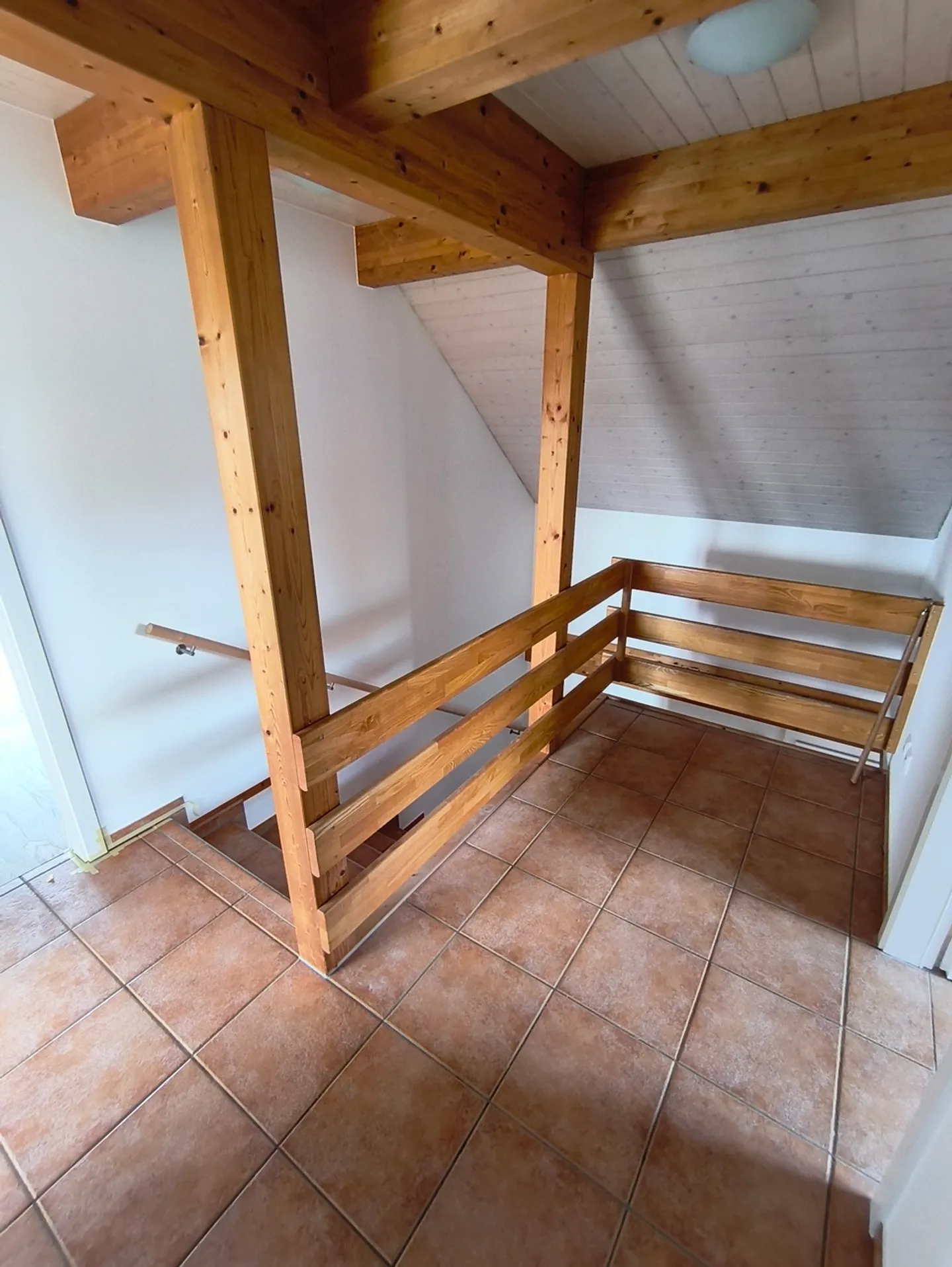 Casa singola in affitto - Foto 4 di 8