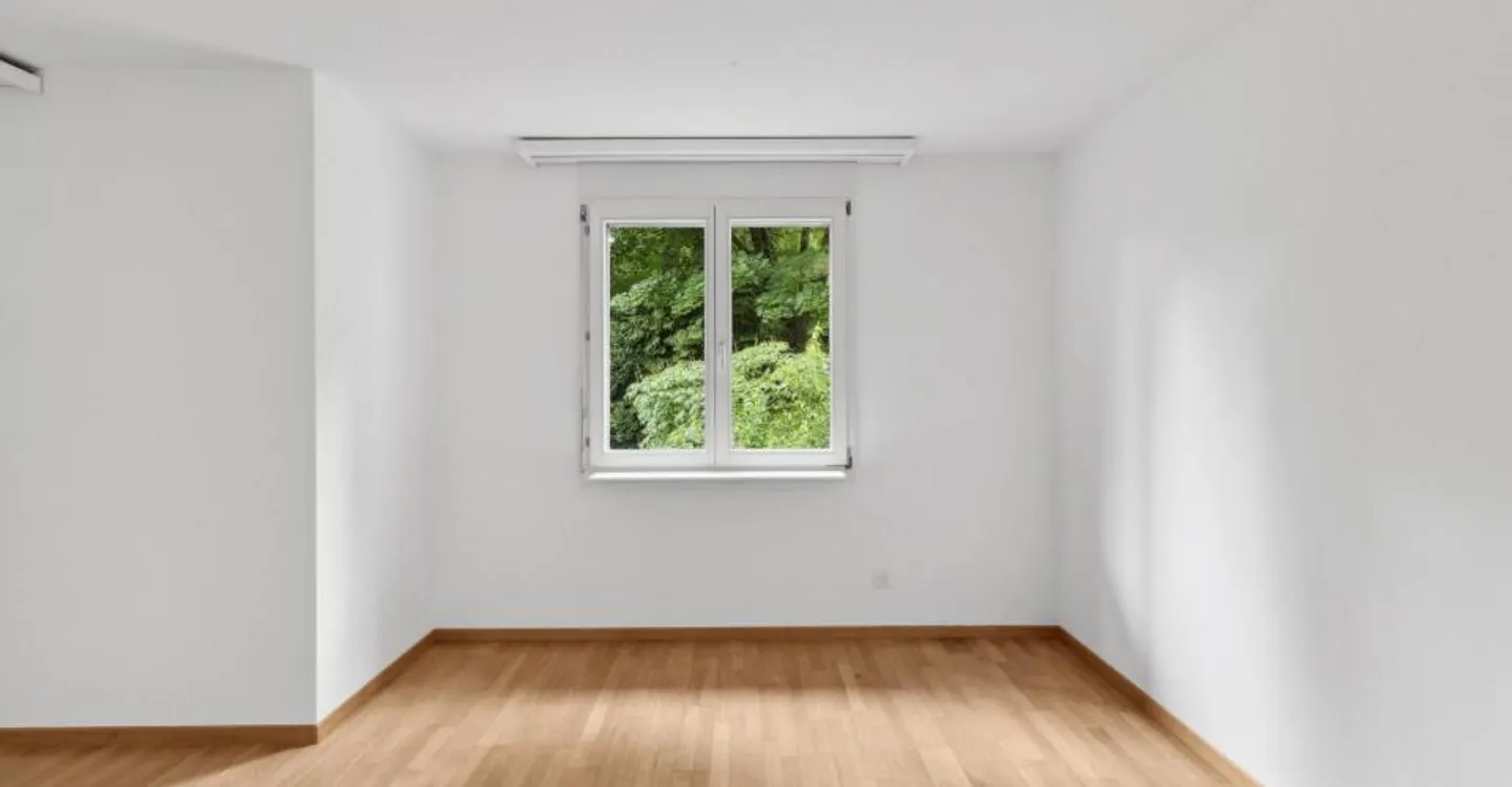 Spacious 3.5-room apartment in the green - Photo 3 of 9