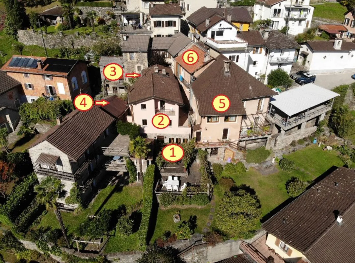 Proprietà plurifamiliare, con giardino, bellissima vista lago e possibilità di residenza secondaria | Mehfamilienhaus mit Garten und schönem Seeblick. Als zweitwohnsitz möglich - Foto 2 di 9