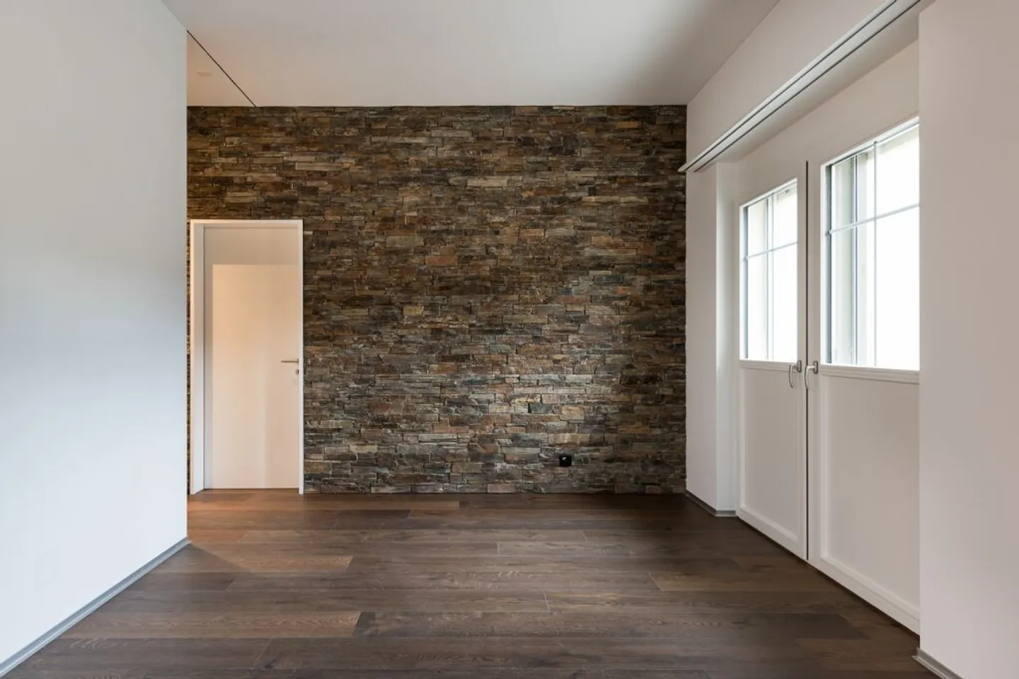 Modern Garden Apartment with Patio - Photo 2 of 8