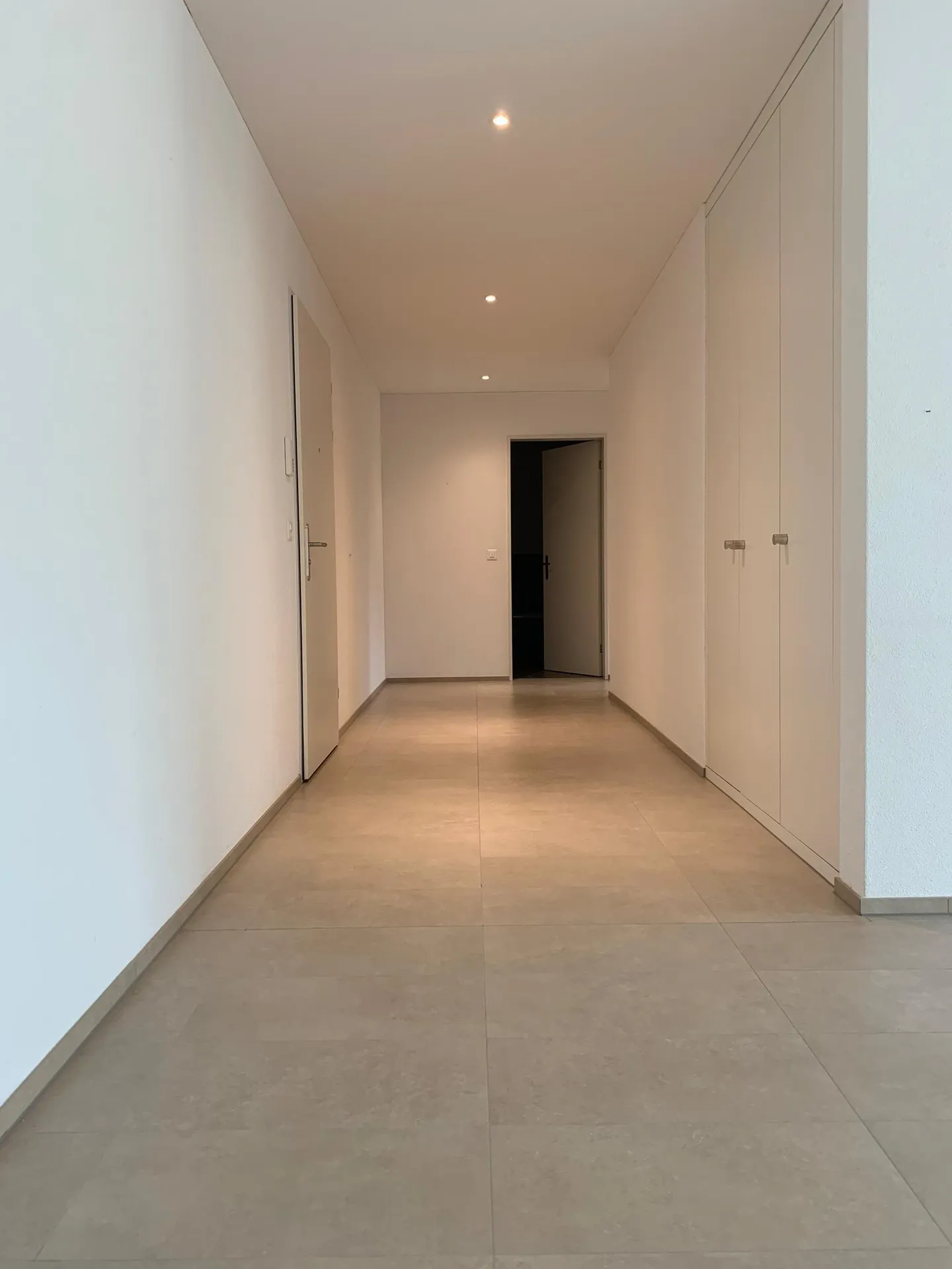 Appartamento moderno e spazioso di 3½ stanze - Foto 8 di 9