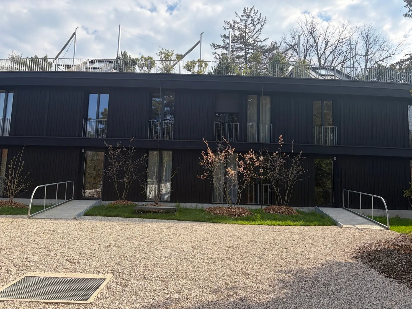 Appartamento di 3 stanze al piano terra - Foto 1 di 8