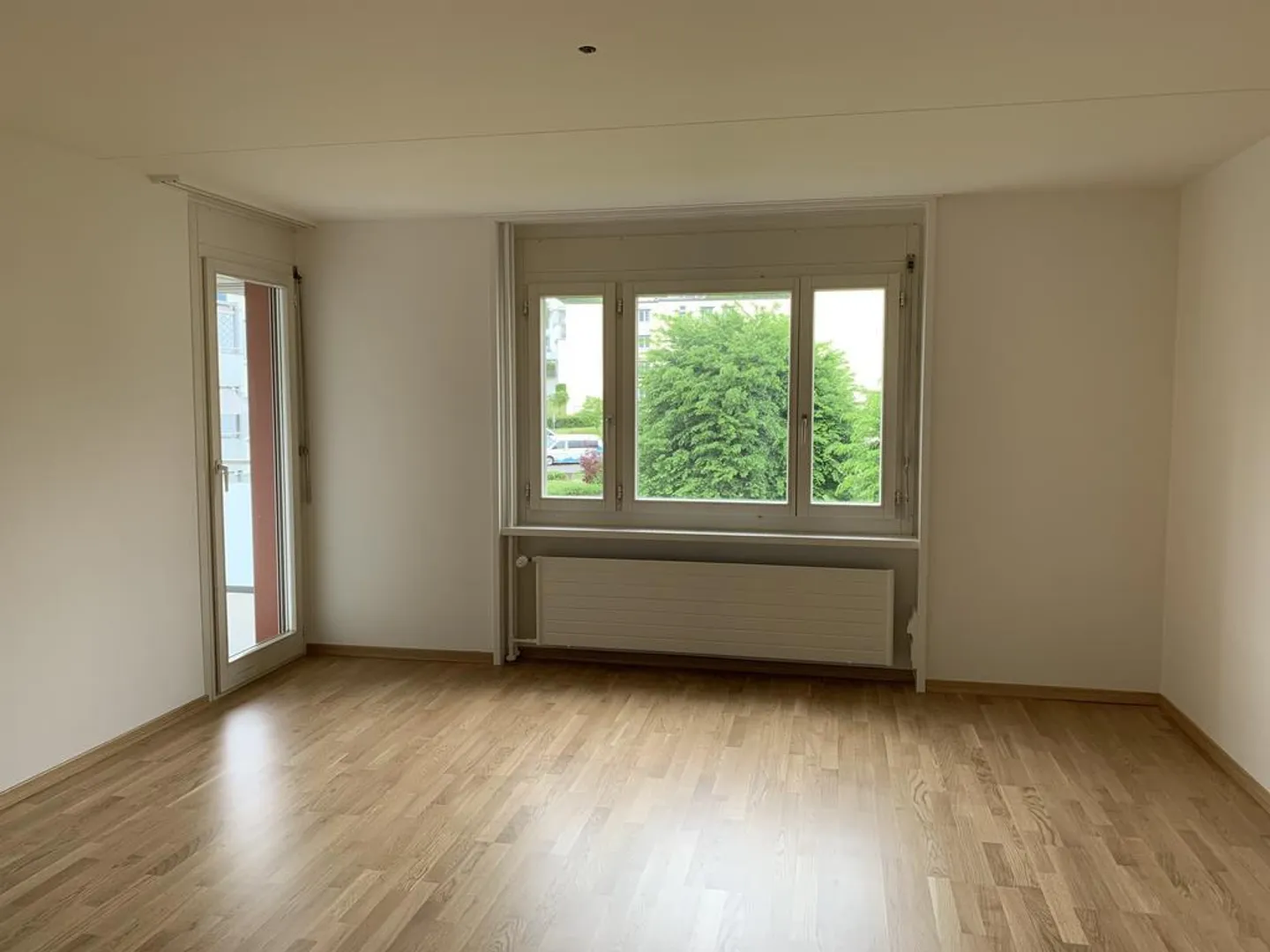 The apartment is rented out temporarily until October 31, 2028. - Photo 5 of 5