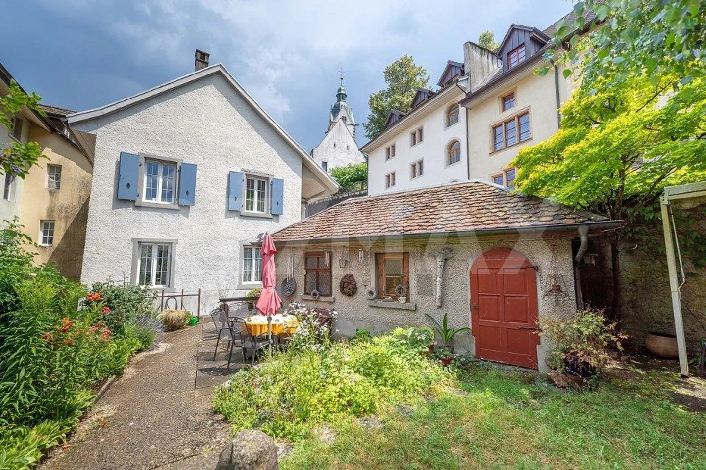 Beaucoup d'espace & historique - La maison de ville parfaite - Photo 3 sur 13