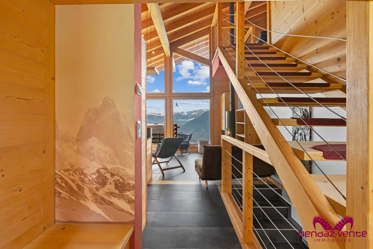 Chalet in Les Crêts with Views - Photo 4 of 10