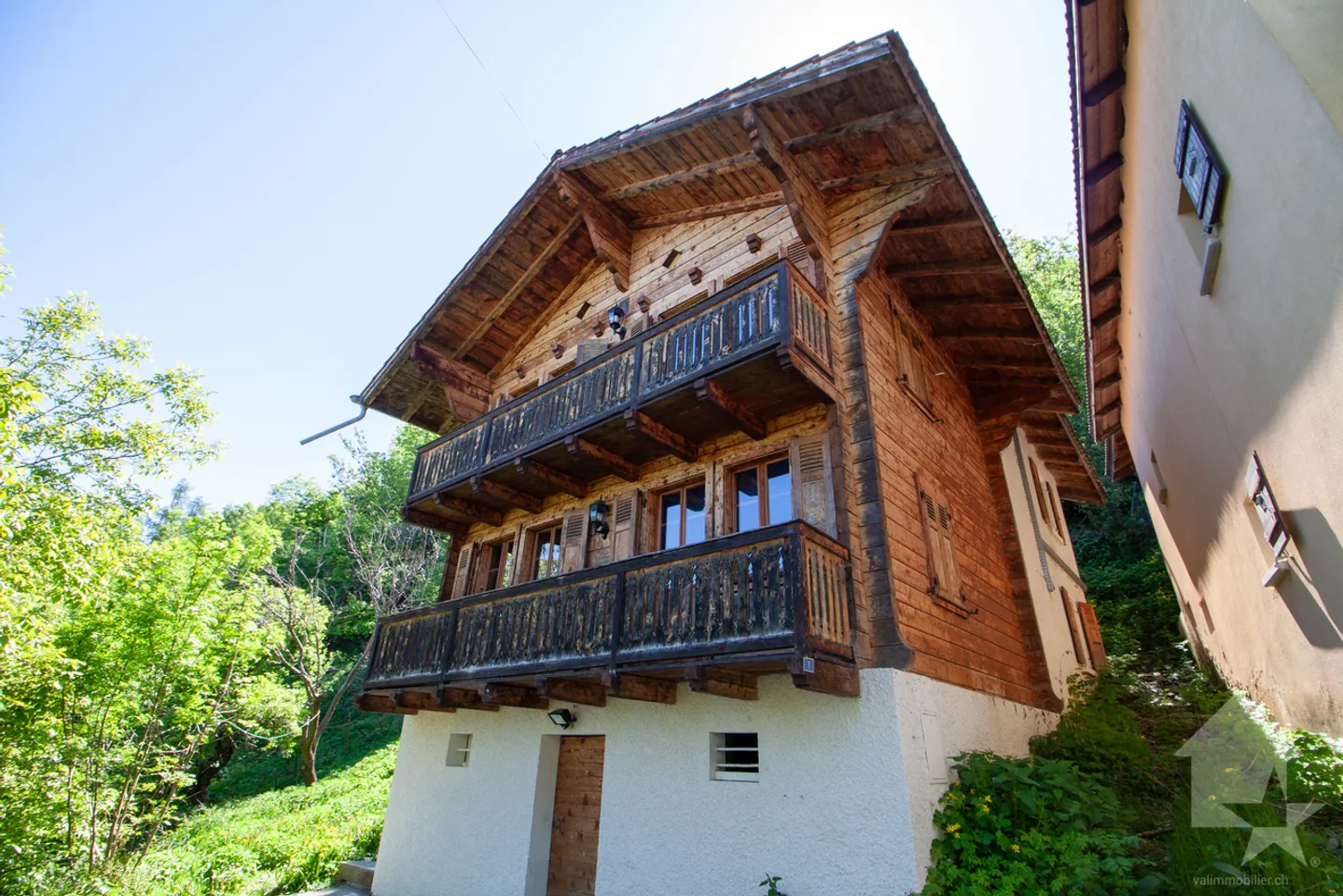 Chalet valaisan de 4.5 pièces à deux pas de la Piste de l'Ours - Photo 1 sur 30