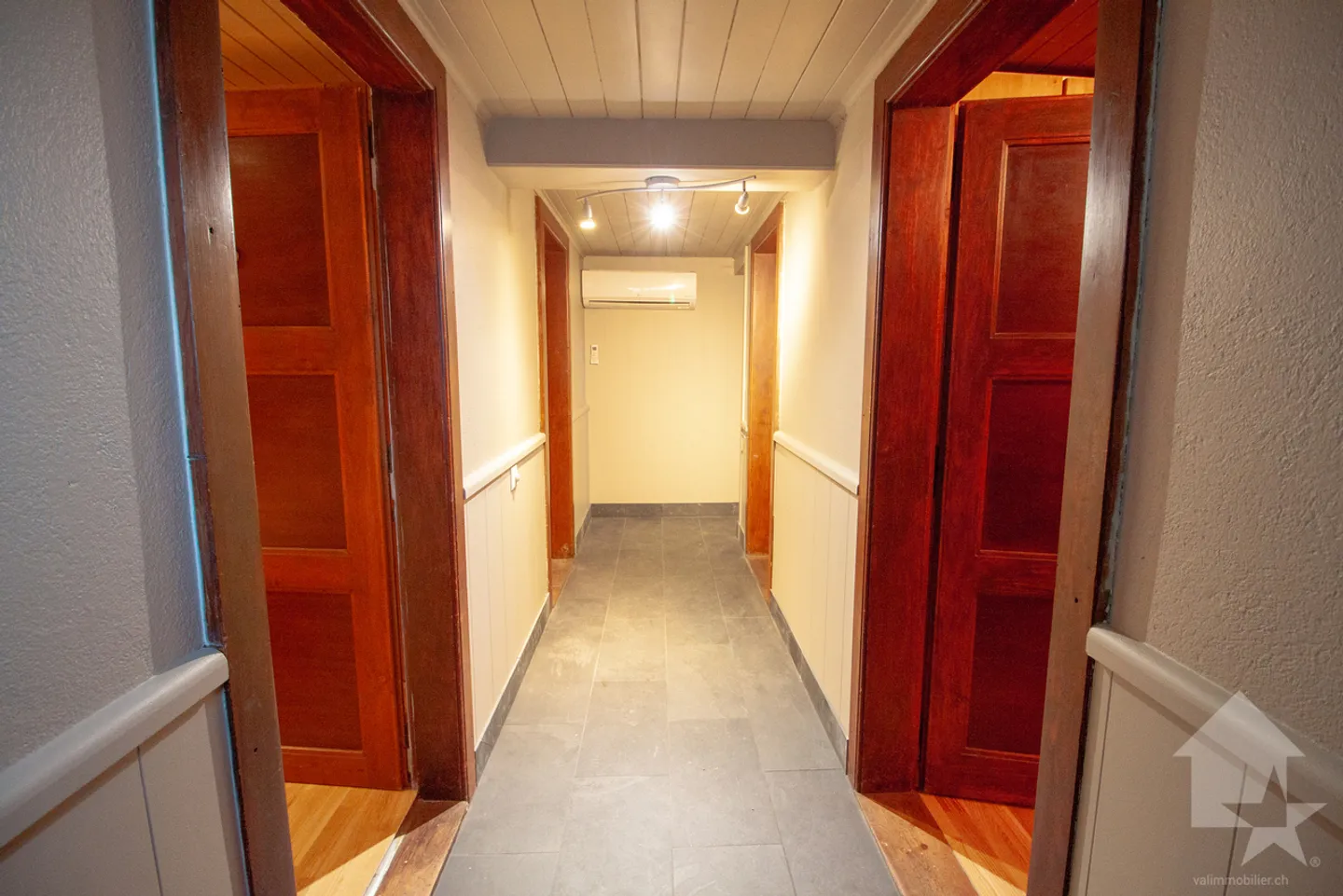 Chalet valaisan de 4.5 pièces à deux pas de la Piste de l'Ours - Photo 22 sur 30
