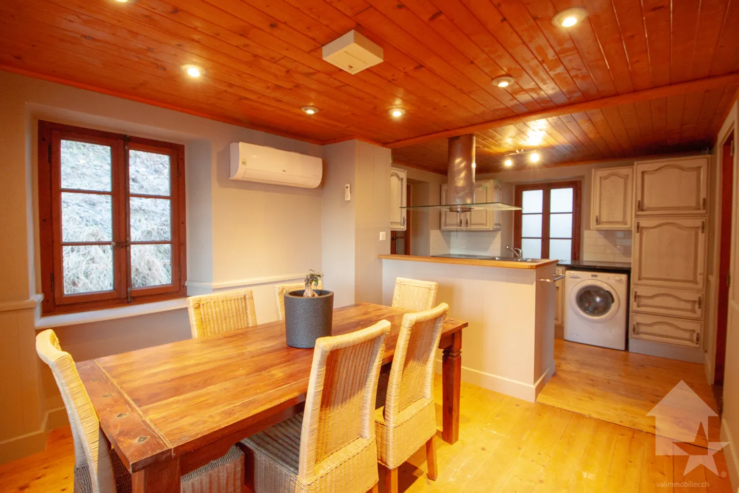 Chalet valaisan de 4.5 pièces à deux pas de la Piste de l'Ours - Photo 14 sur 30