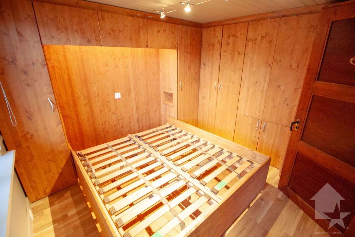 Chalet valaisan de 4.5 pièces à deux pas de la Piste de l'Ours - Photo 25 sur 30