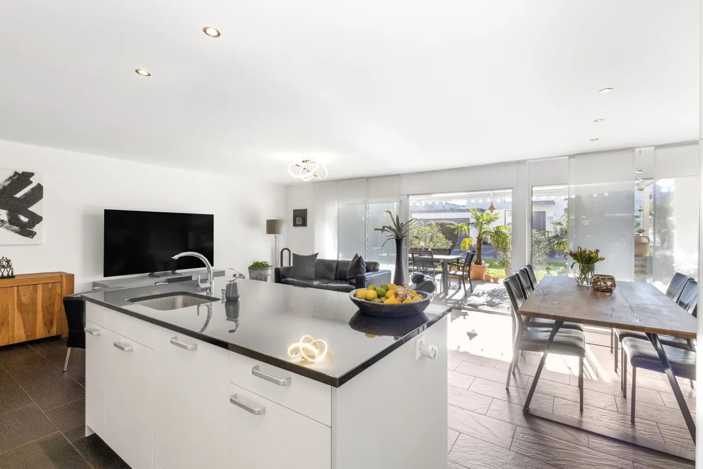 Appartement de jardin de 5,5 pièces élégant avec espace extérieur à Marbach - Photo 5 sur 25