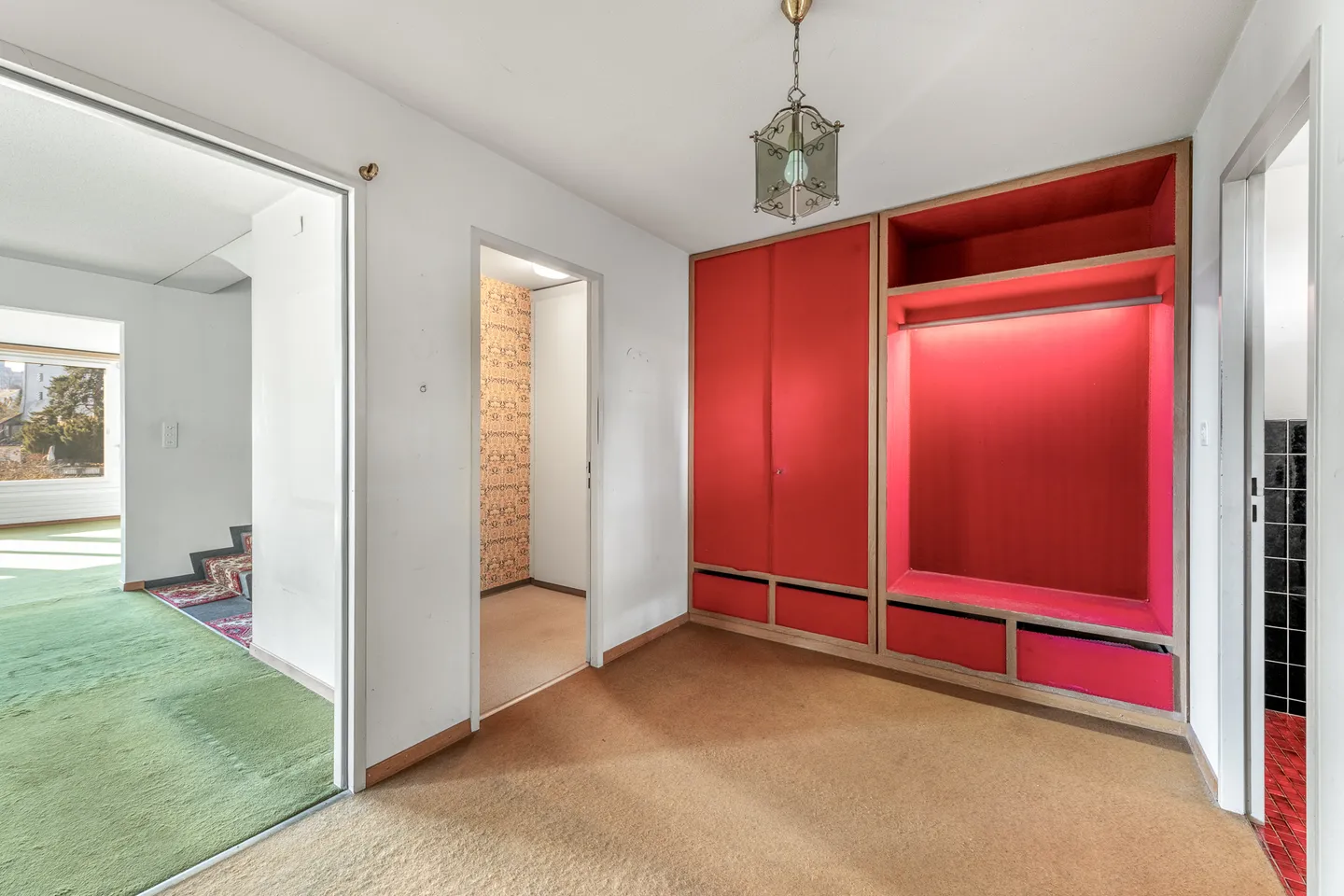 Charmante maison mitoyenne de 5,5 pièces avec une excellente répartition des espaces - Photo 3 sur 10