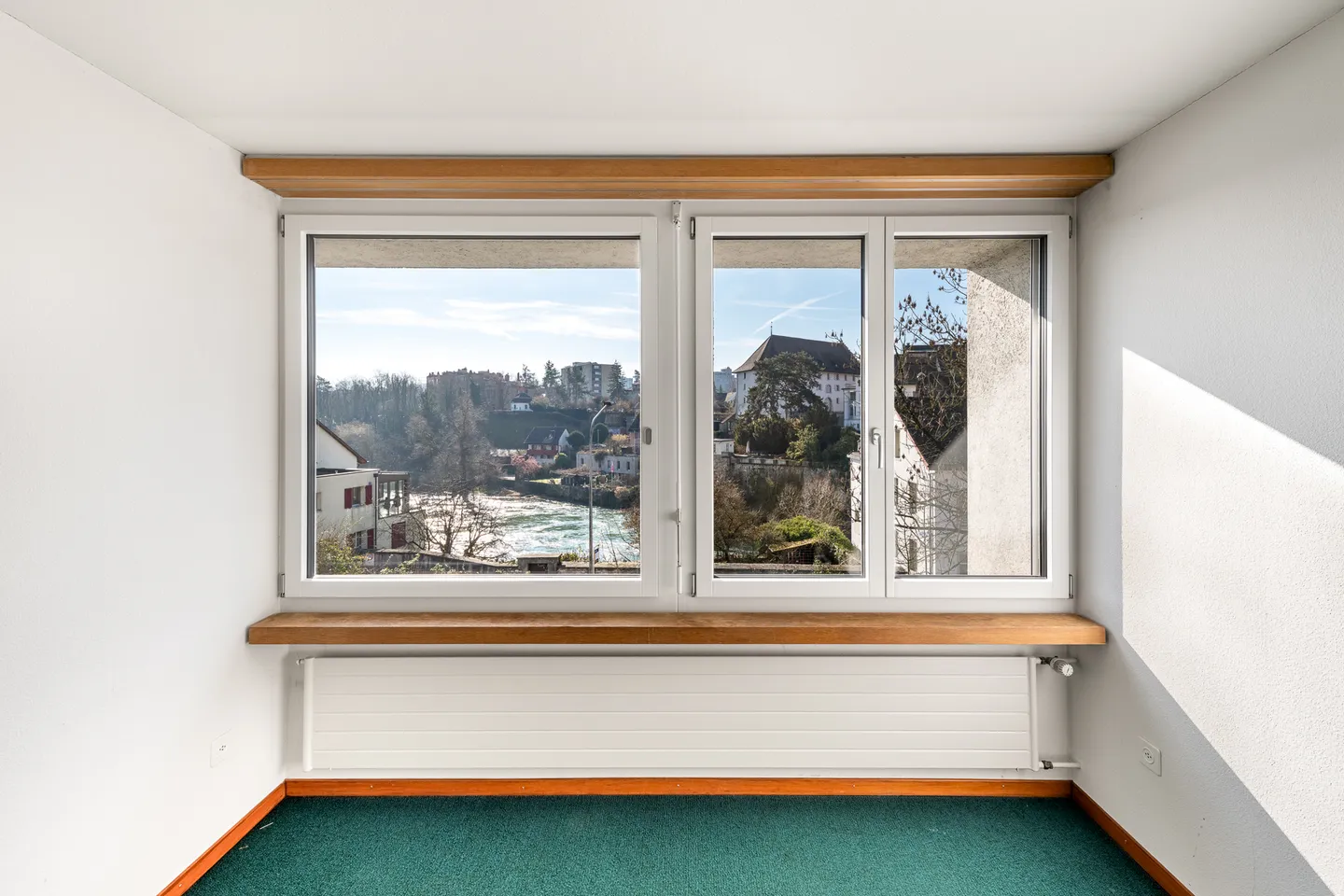 Charmante maison mitoyenne de 5,5 pièces avec une excellente répartition des espaces - Photo 8 sur 10