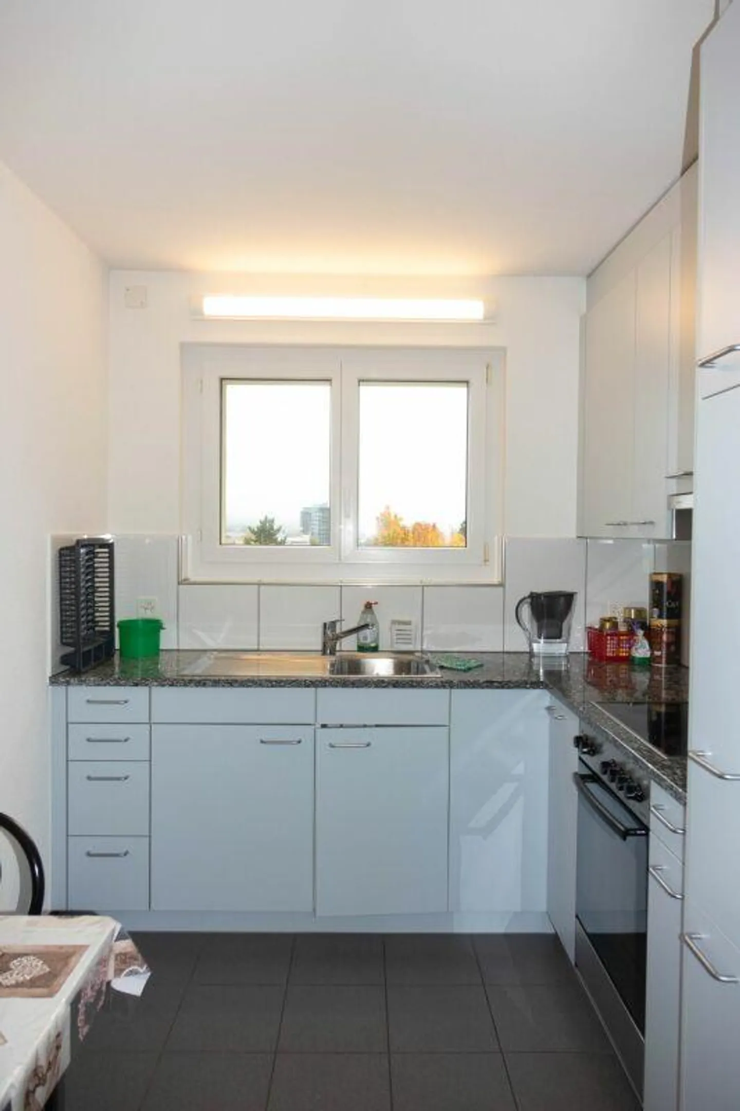 Spacious 3-room apartment with large balcony - Photo 2 of 7