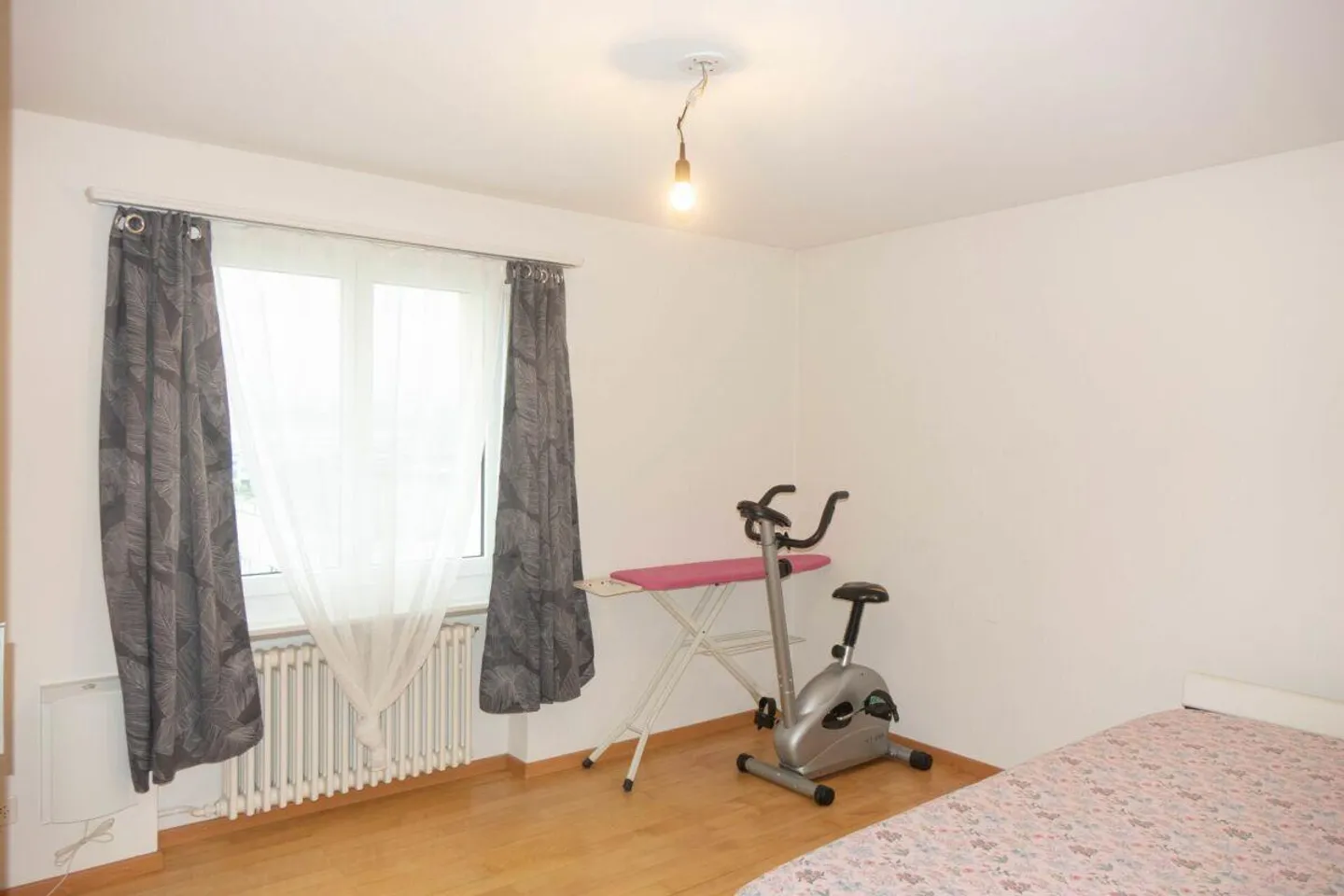 Spacious 3-room apartment with large balcony - Photo 5 of 7