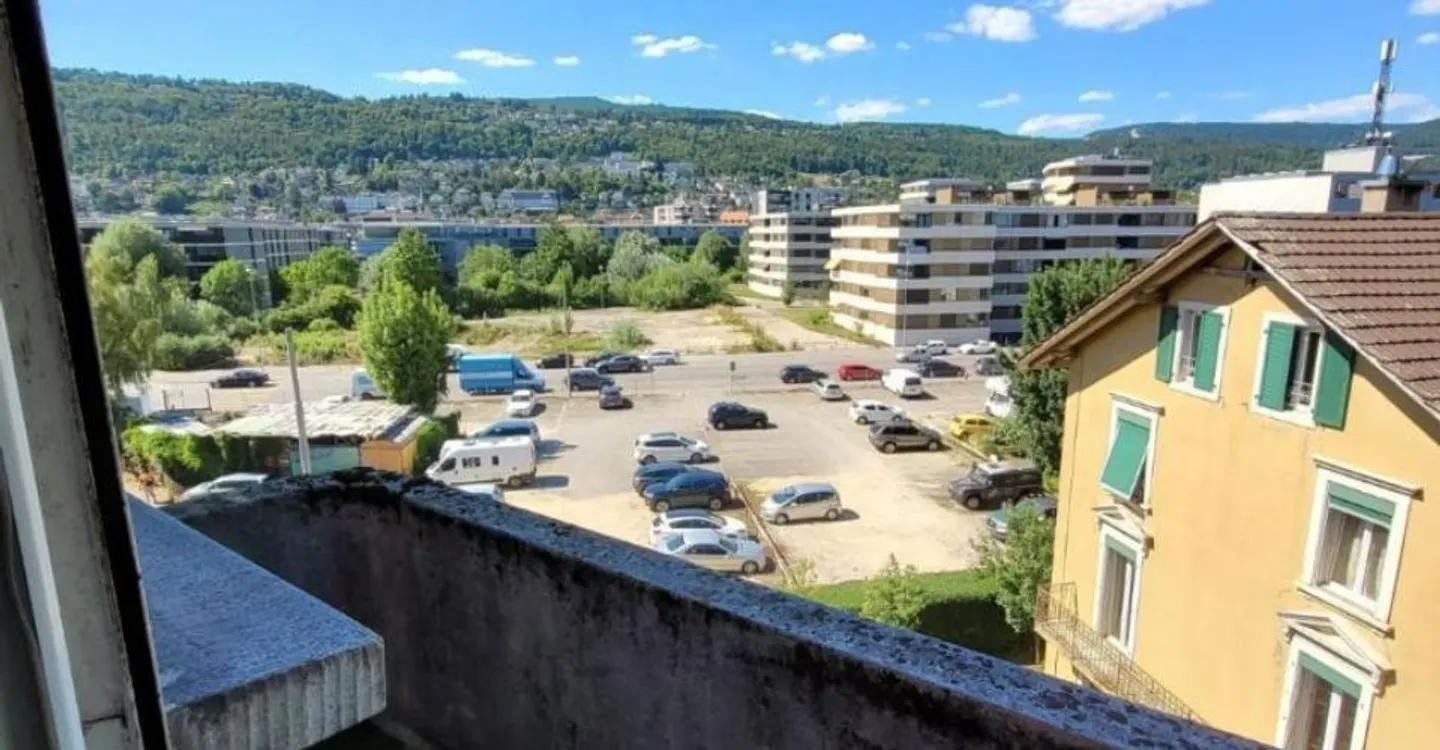 Emplacement Idéal - Balcon avec Vue - Photo 1 sur 4