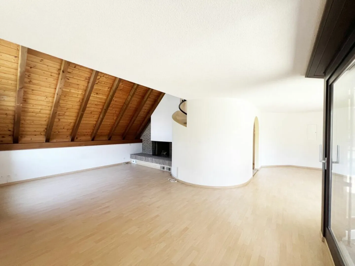 Appartement à vendre - Photo 2 sur 5