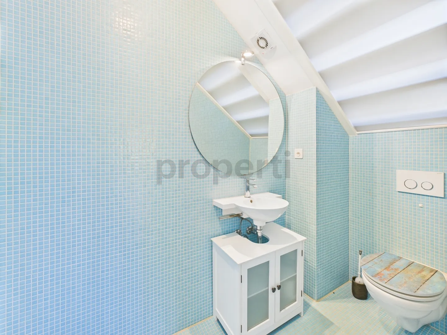 Appartement duplex extraordinaire avec un vaste espace extérieur - Photo 9 sur 10