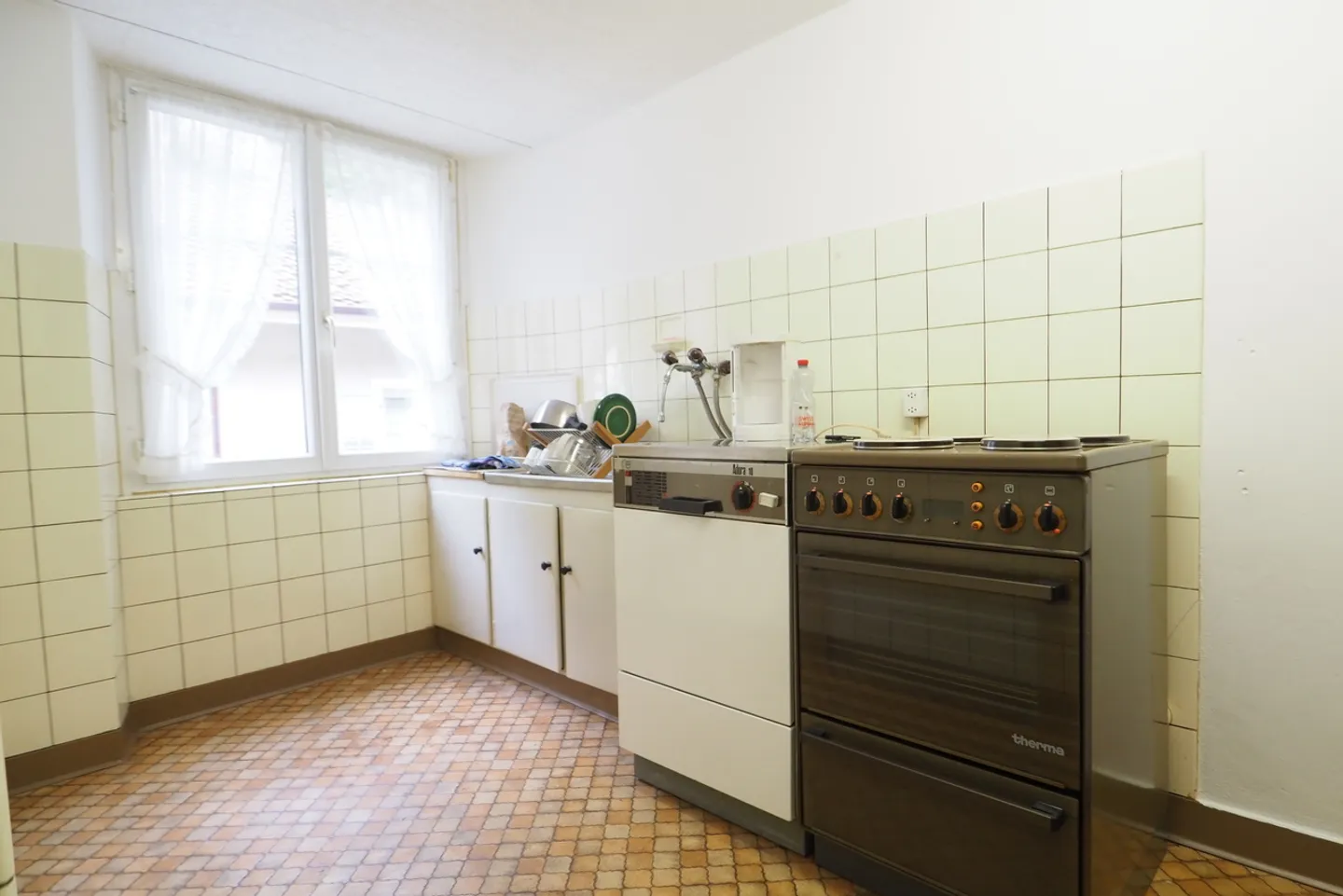 Camera condivisa arredata in affitto - Foto 4 di 5