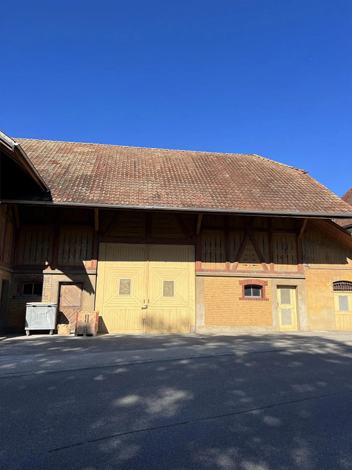 Salle de stockage/Grange - Photo 3 sur 7
