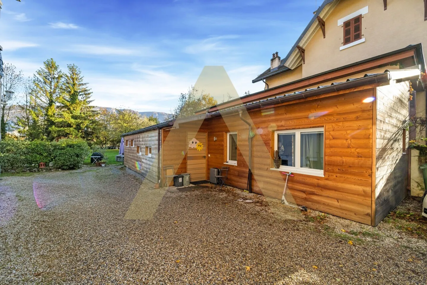 Villa gegenüber dem Salève mit großem Potenzial - Foto 9 von 14