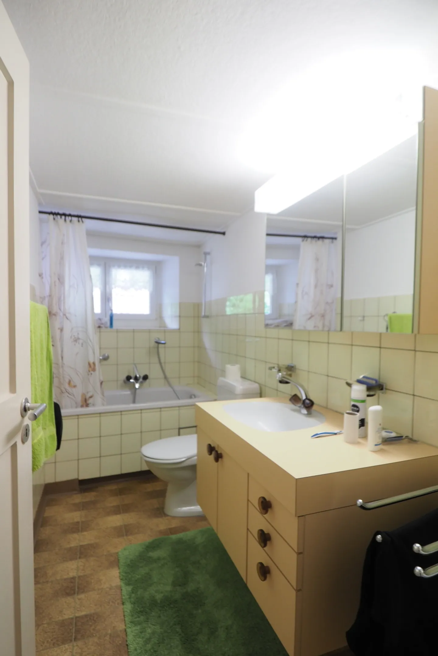 Camera condivisa arredata in affitto - Foto 3 di 5