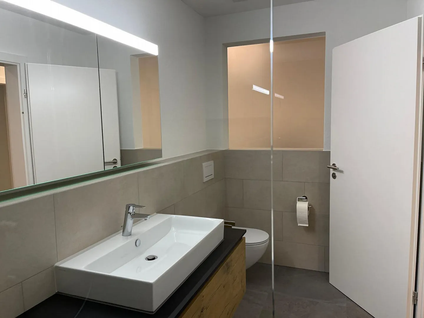 Moderne 3.5-Zimmer-Wohnung (Eigentumsstandard) - Foto 2 von 10