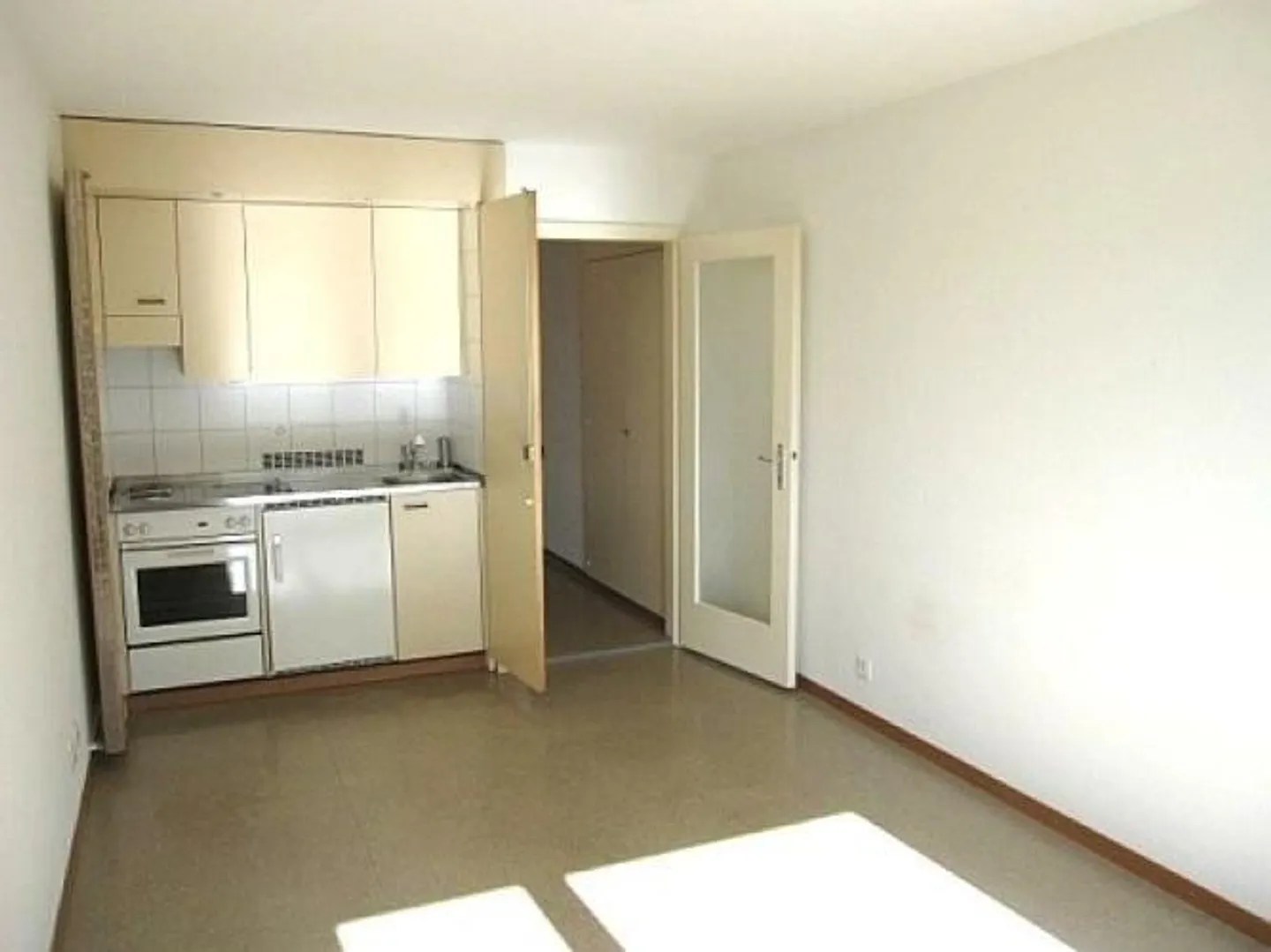 St. Gallen - Center - 10 minutes walk to the main train station - Photo 4 of 6