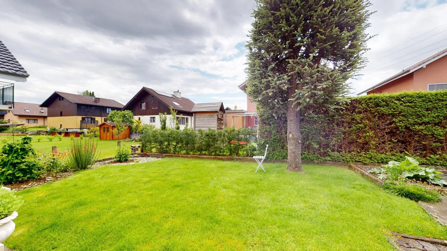 AgentSelly - Living Oasis with Charm and Large Garden - Photo 10 of 13