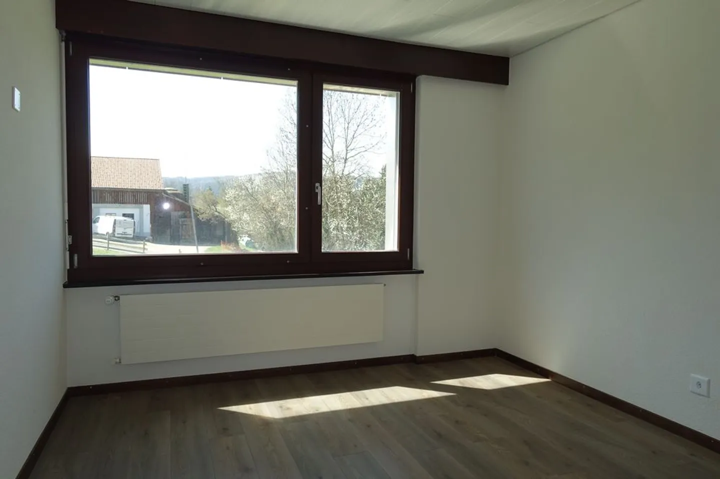 Sornetan - Immeuble locatif avec 5 appartements et 2 garages doubles - Photo 7 sur 8