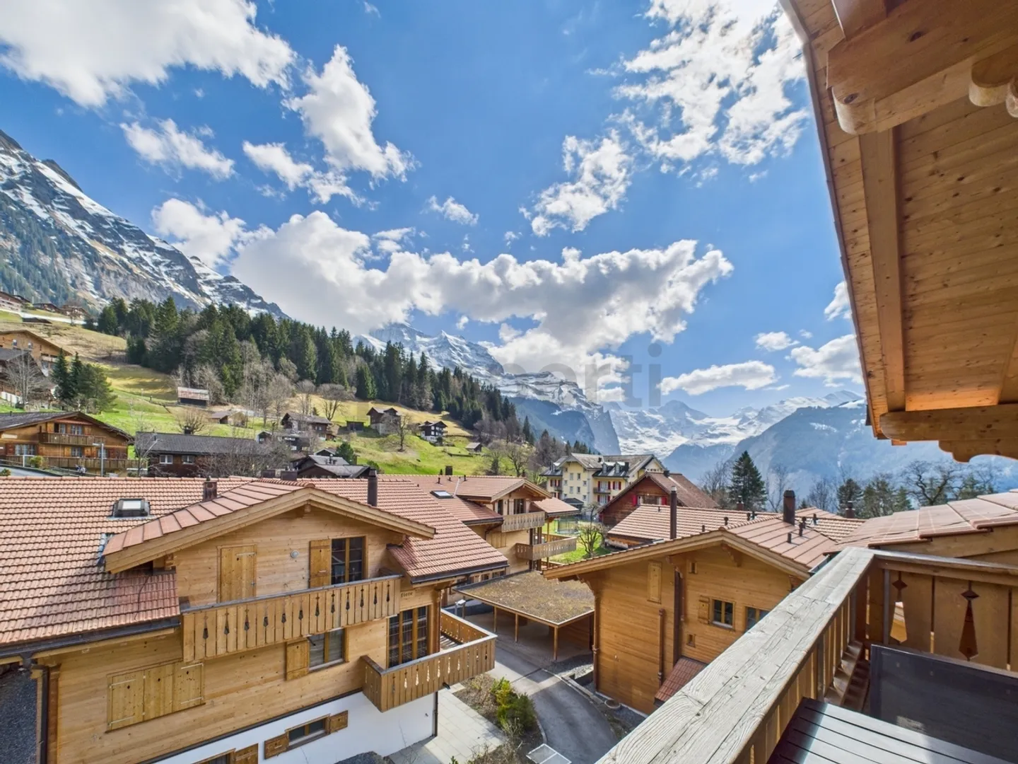 Appartamento esclusivo di 3,5 stanze con vista panoramica mozzafiato sulla Jungfrau e sul Silberhorn - Foto 10 di 12