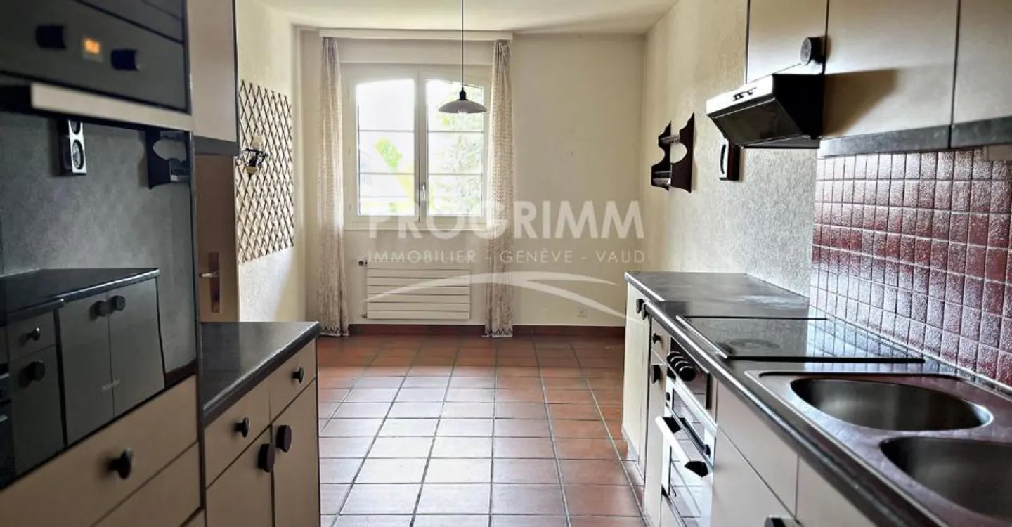 Appartement à rénover - Photo 2 sur 5