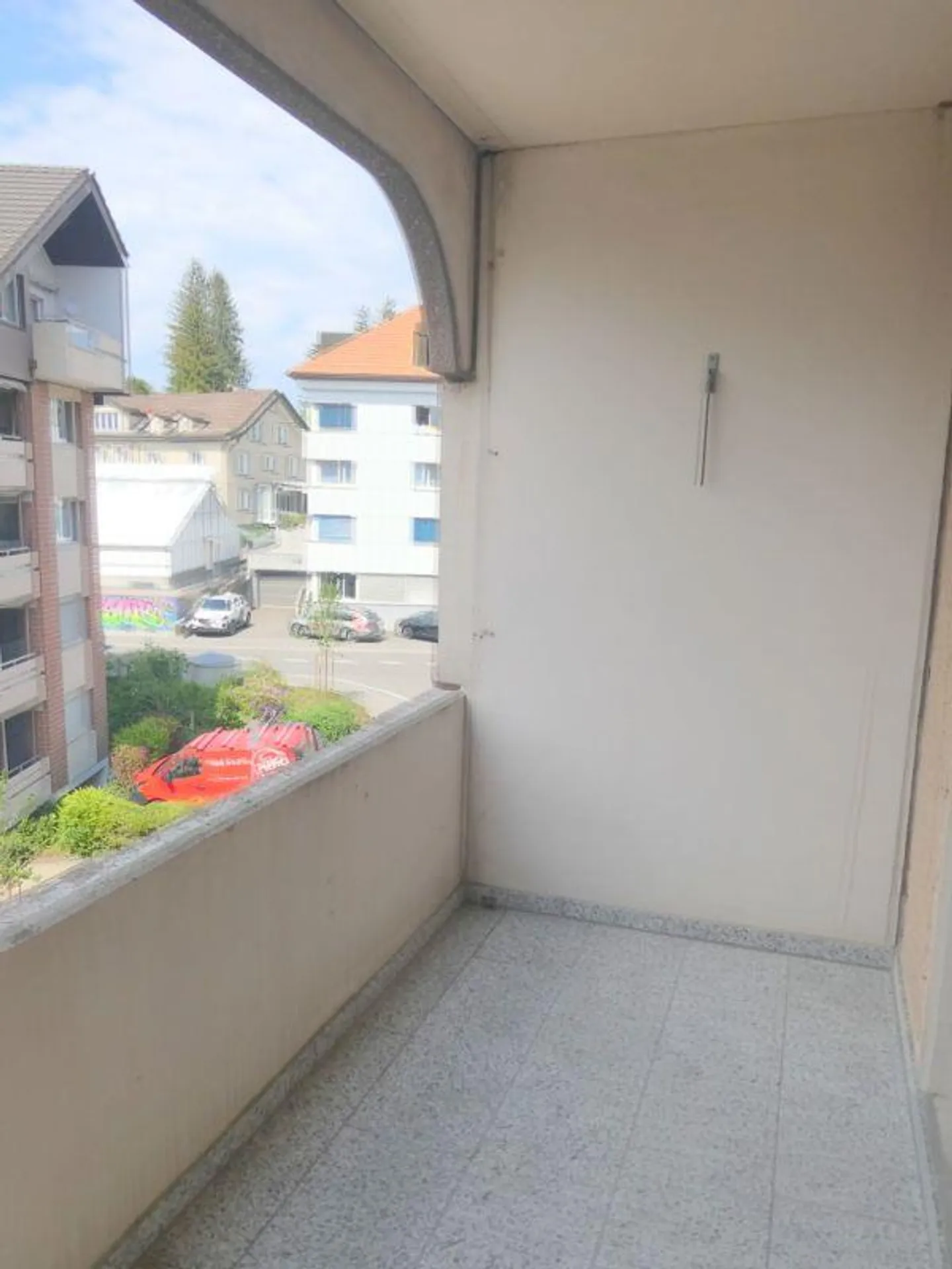 Appartamento affascinante di 2,5 stanze con balcone e vista - Foto 10 di 10